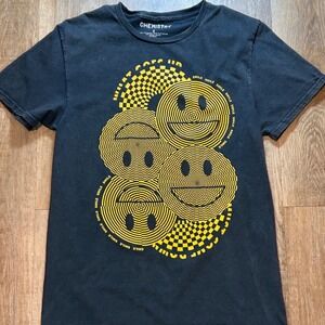 Real Chemistry Mens Trippy Smiley Face Graphic T-Shirt Black Yellow Grunge Small